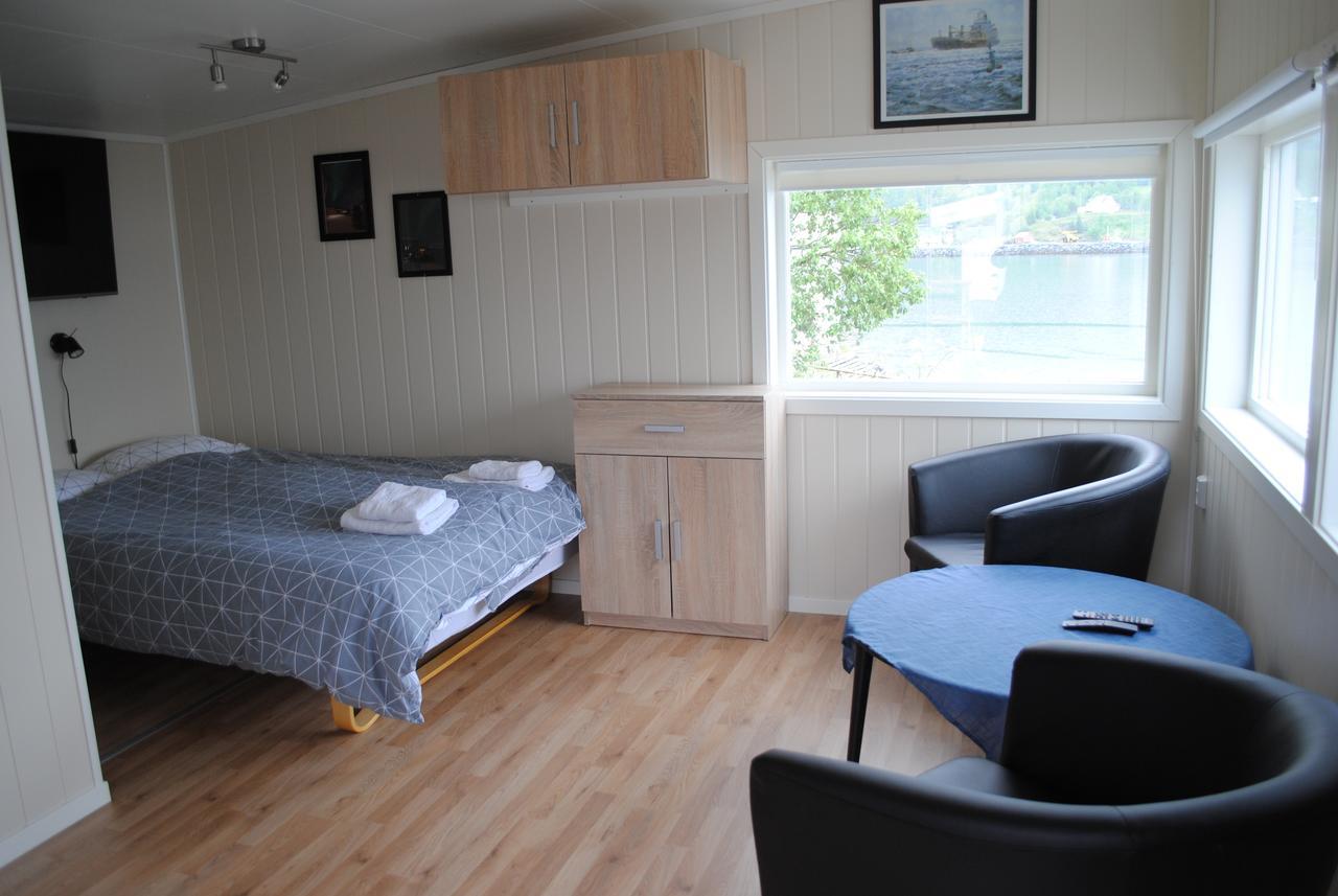 Furoy Hotel Apartments And Boating Sorreisa 외부 사진